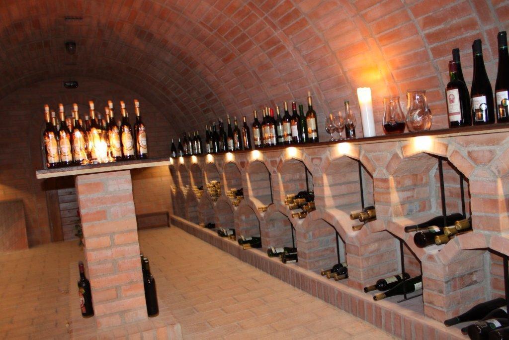 Hotel Vinohrad Milotice Екстер'єр фото