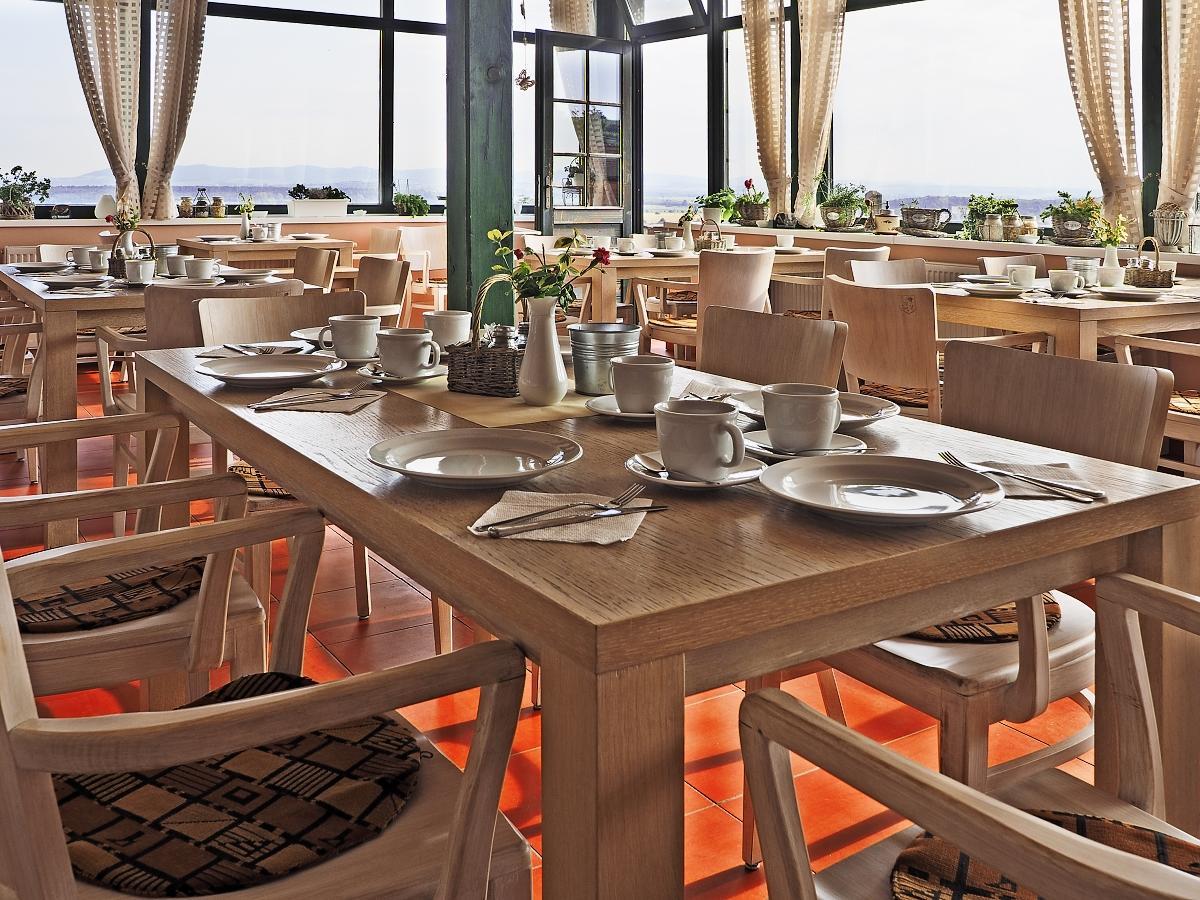 Hotel Vinohrad Milotice Екстер'єр фото